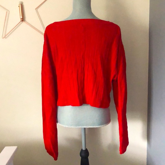 Forever 21 Cropped Sweater - Picture 3 of 5